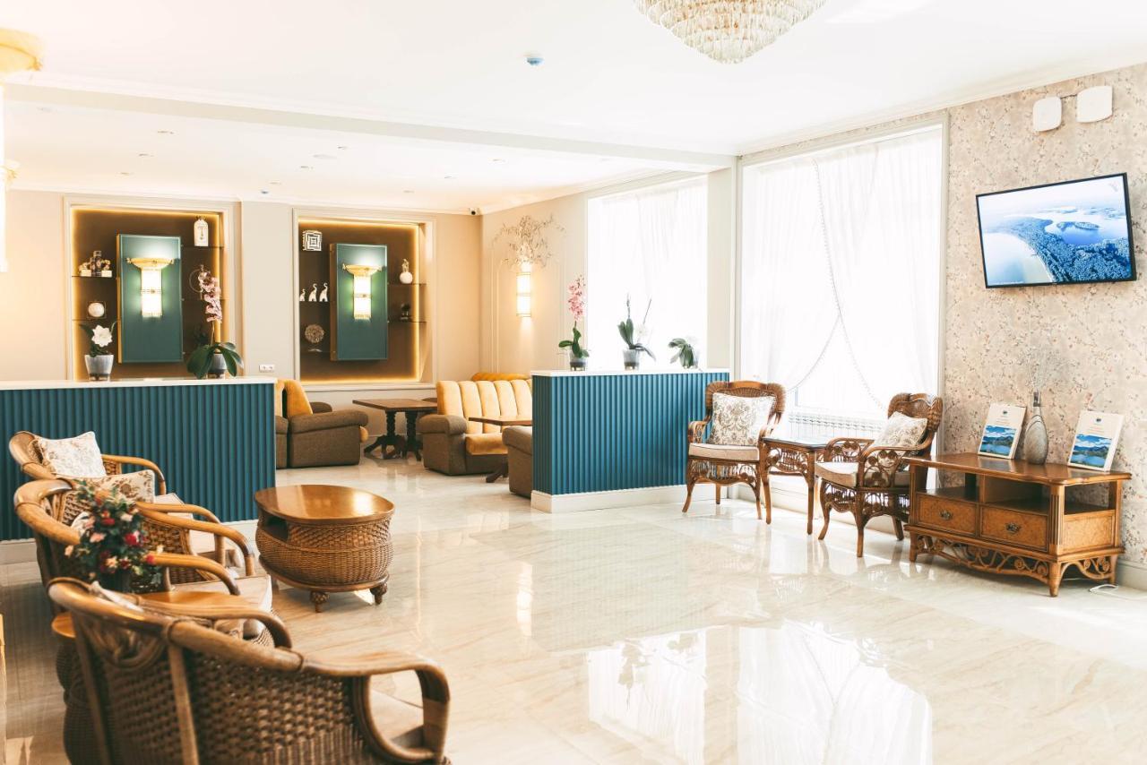 Dostyq Kokshetau Hotel Exterior photo