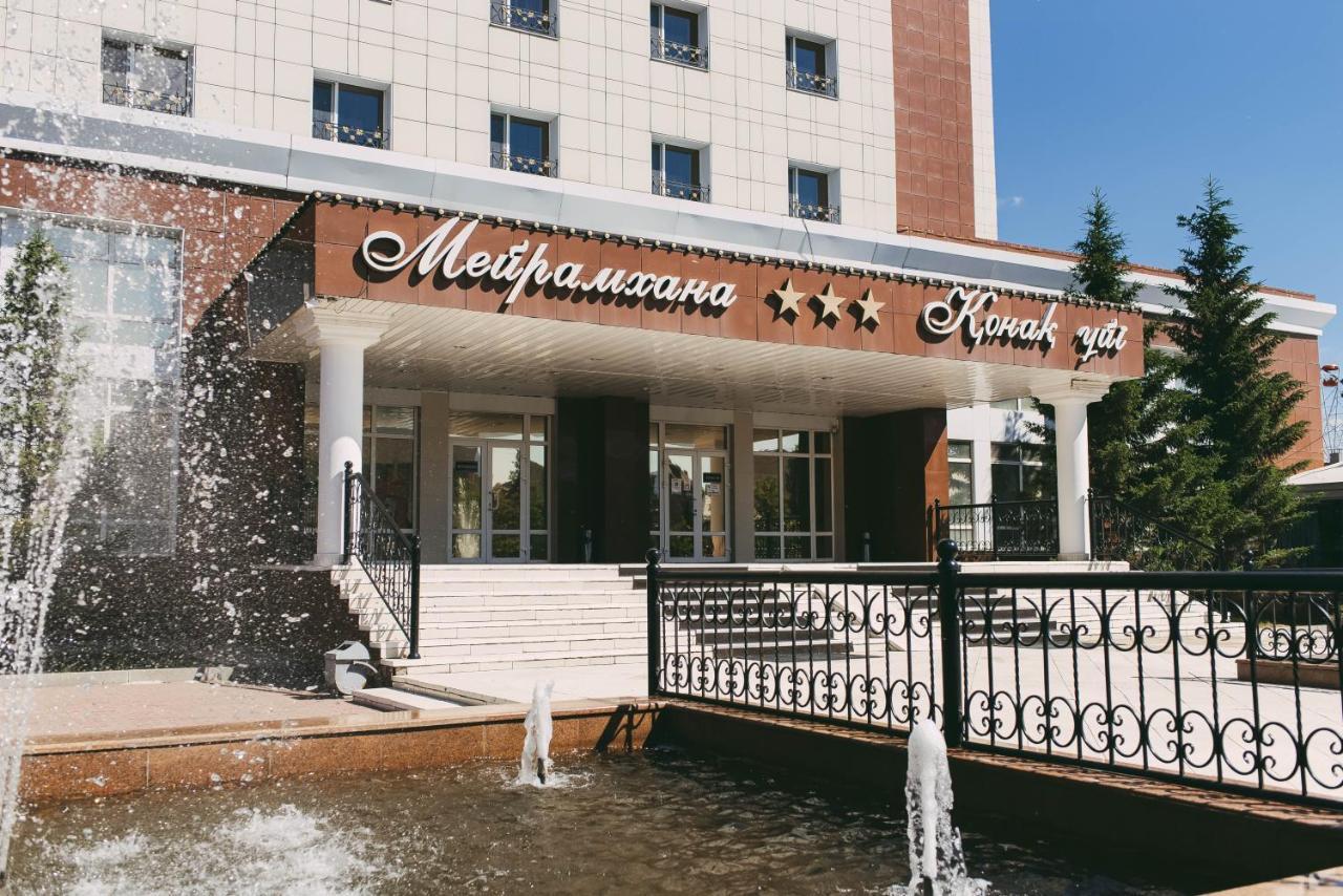 Dostyq Kokshetau Hotel Exterior photo