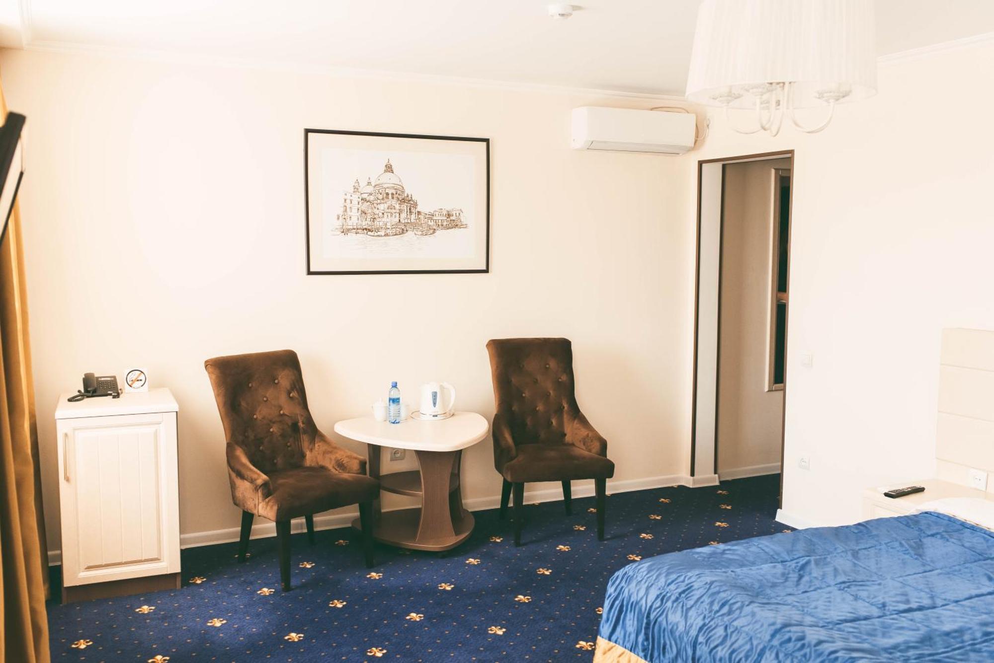 Dostyq Kokshetau Hotel Exterior photo